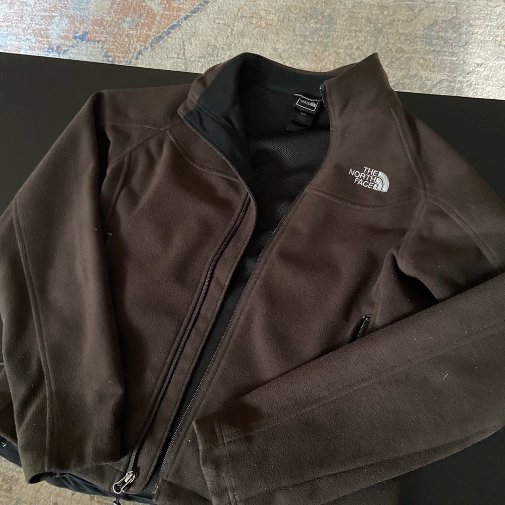 North face windwall fleece jacket.